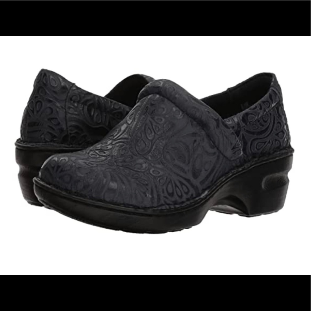 Women's b.o.c, Peggy Clog Blue 7.5W